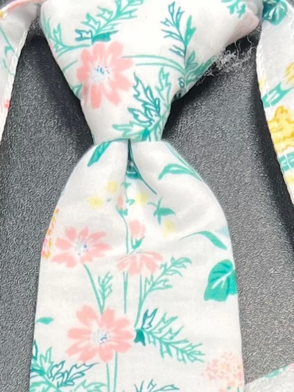 Janie and Jack Boys Floral Velcro Close Tie Size 2-5 NWT